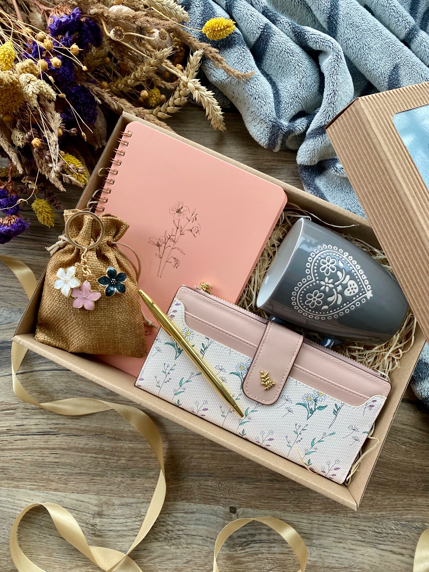 Dárkový back to school box - růžový