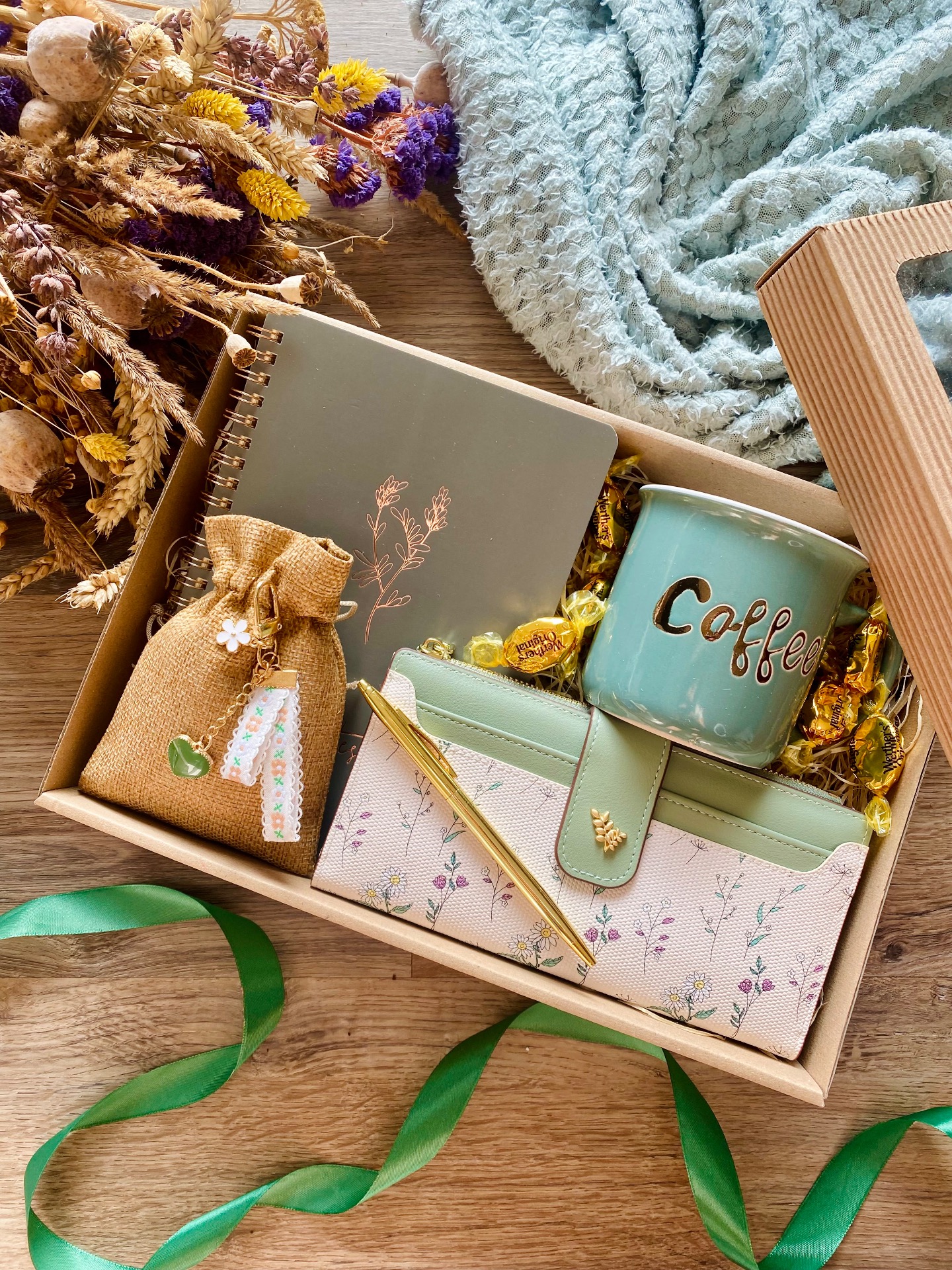 Dárkový back to school box - zelený velký